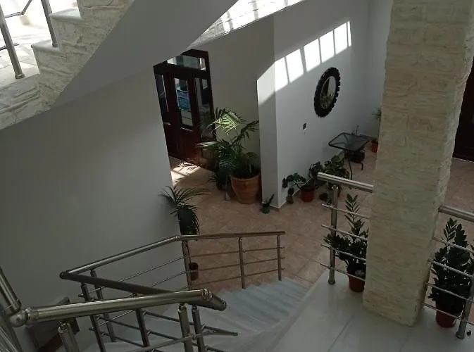 Kasos Palace 아파트호텔 3*